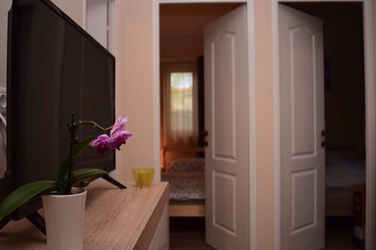 Vadszolo Apartman Балатонмариафюрдё Экстерьер фото